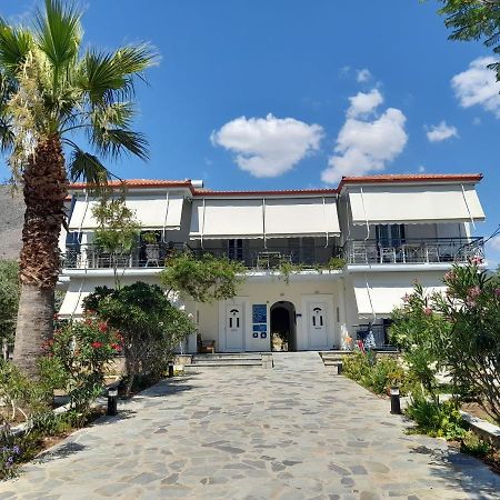 Elea Guesthouse Galaxidi Exterior foto